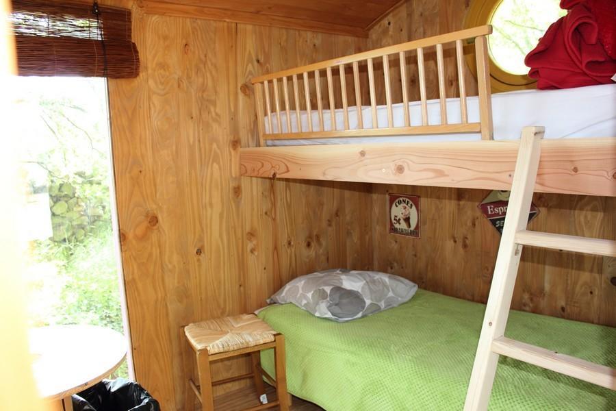Hotel Le Git'An Roulotte Bessey Pokój zdjęcie